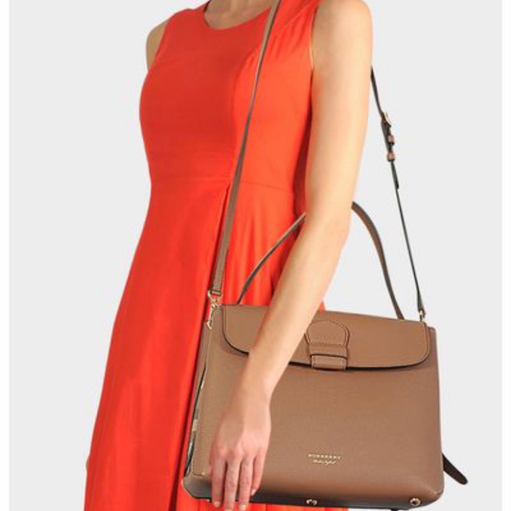 Burberry
Camberley Medium Saffiano Tote Bag, Sand
